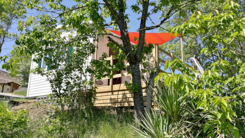 1-BEDROOM MOBILE HOME