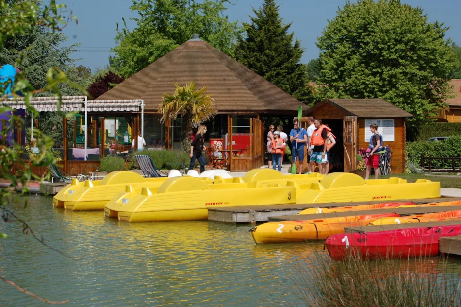 Camping Marvilla Parks - La Croix du Vieux Pont