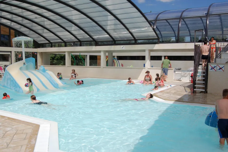 Camping Marvilla Parks - La Croix du Vieux Pont