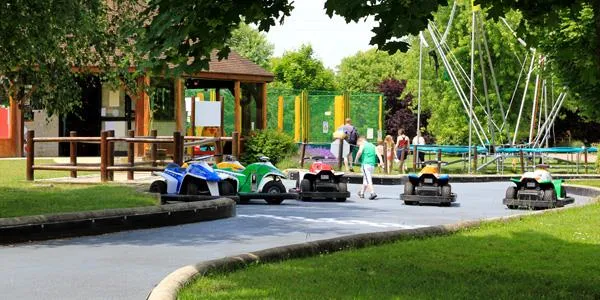 Camping Marvilla Parks - La Croix du Vieux Pont