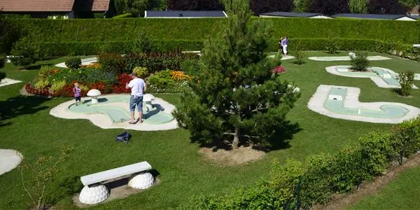 Camping Marvilla Parks - La Croix du Vieux Pont