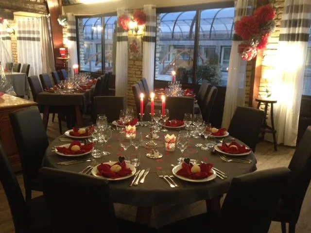 Camping Marvilla Parks - La Croix du Vieux Pont