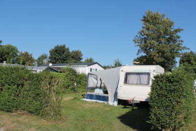 Comfort pitch - pitch measuring 80 to 90 m² with 10A electricity - max. 5 people