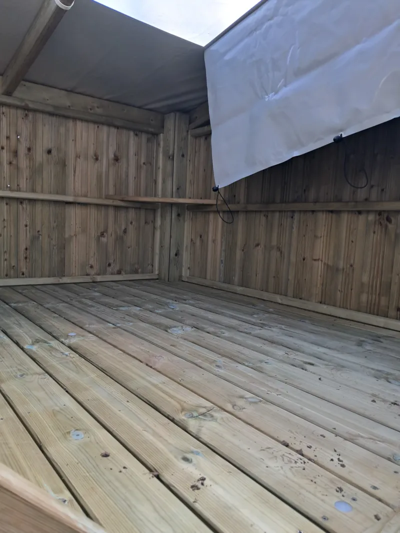 Cabane  Insolite Nature-  2 Pers (Tente Supplémentaire Obligatoire Au Delà De 2 Personnes)