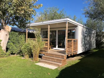 Mietunterkunft - Mobil-Home Louisiane Méditerranée 2 26M² - Camping Le Robinson