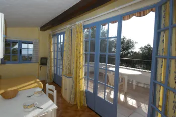 Mietunterkunft - Studio Panoramique - Parc des Maurettes