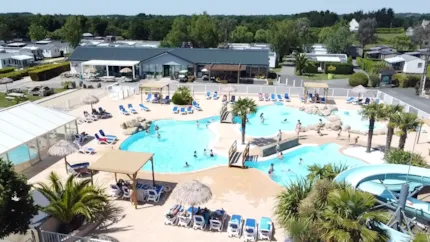 Camping De La Plage De Cleut Rouz - Camping2Be