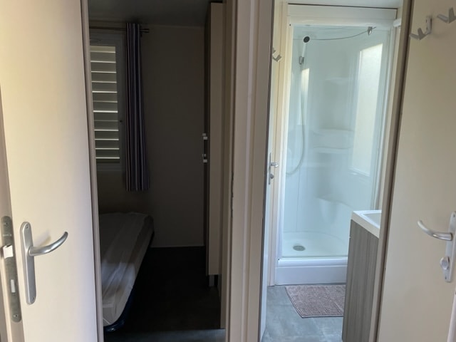 Hytte i Jumilhac Le Grand – Mobil-home Riviera 27.5m² - 2 chambres avec une terrasse semi-couverte 1/5 Pers. – photo 6