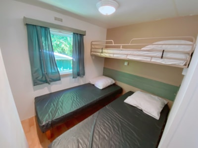 Mobile home for 5 people, 2 bedrooms