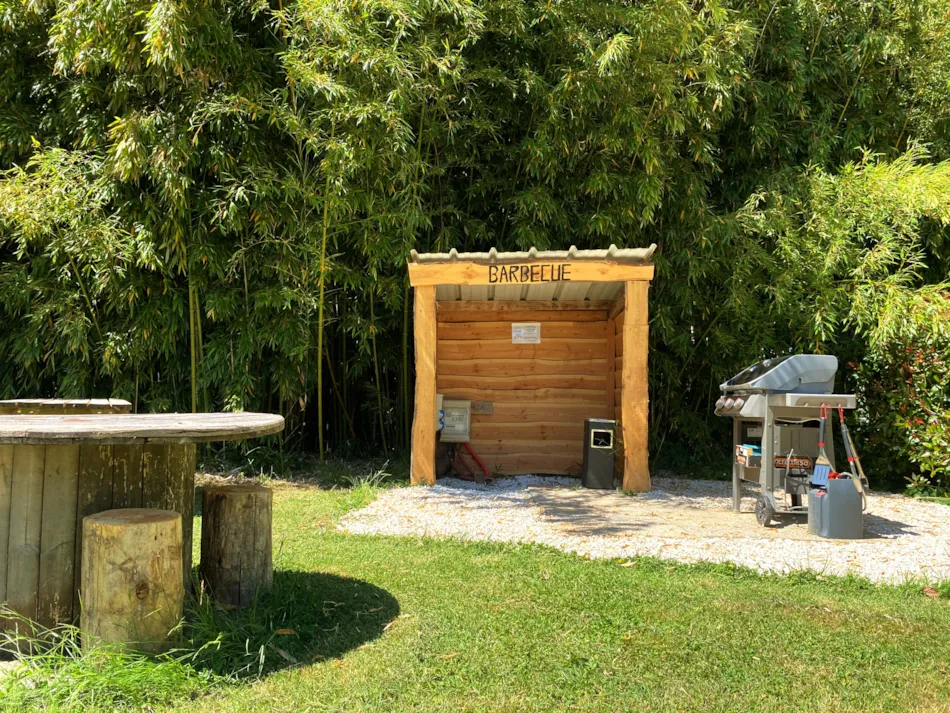 Camping Les Avenieres
