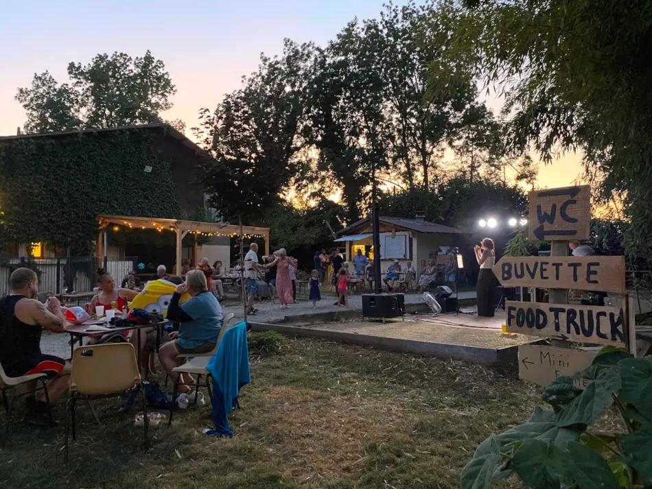 Camping Les Avenieres