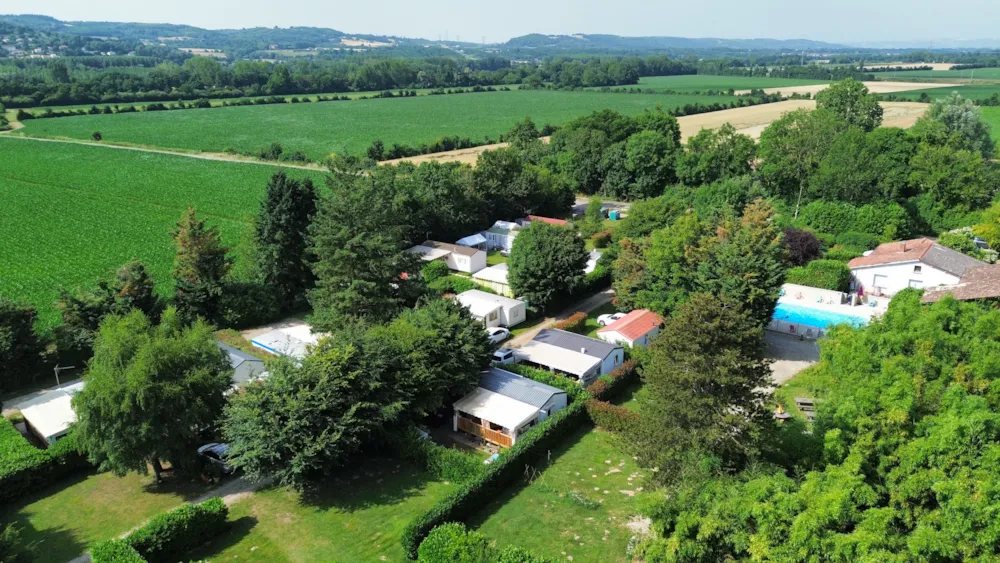 Camping Les Avenieres - image n°1 - MyCamping