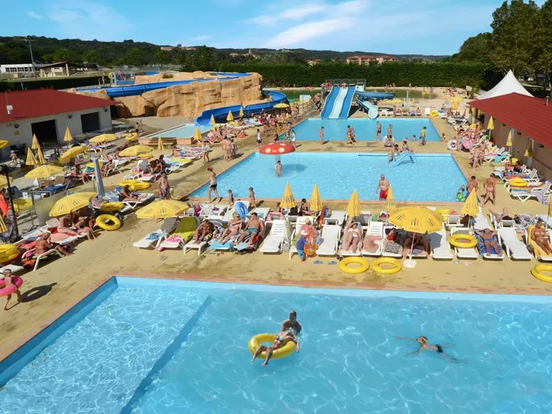 Camping Marvilla Parks - Le Château de Galaure