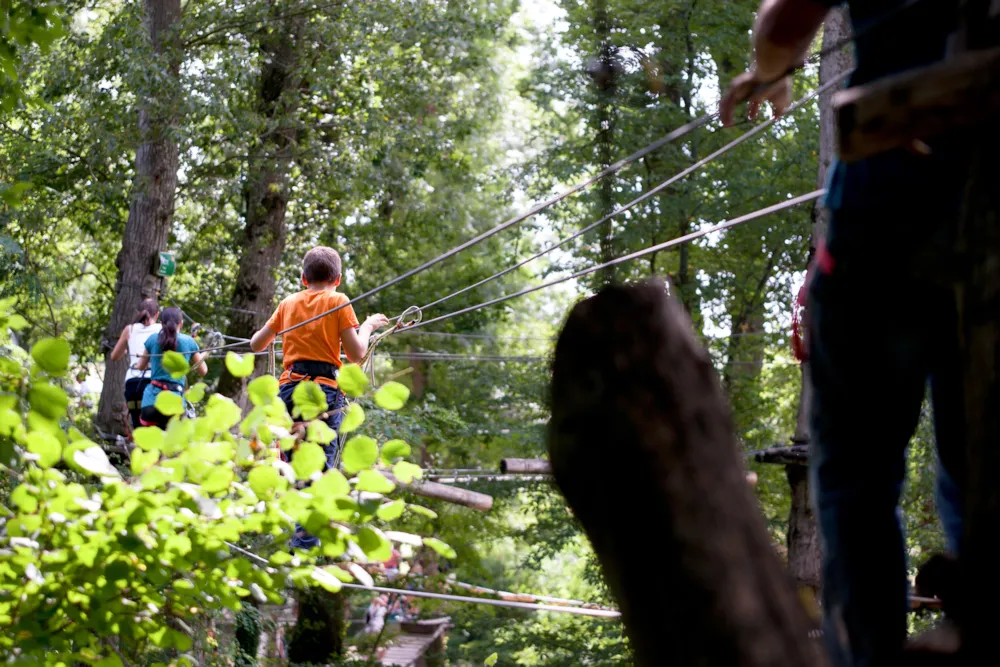 Camping Marvilla Parks - Le Château de Galaure