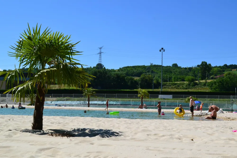 Camping Marvilla Parks - Le Château de Galaure