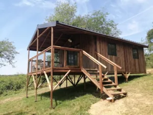 Locatif - Lodge CAPE TOWN - 2 bedrooms with large terrace - Air conditioning + Dishwasher + Spa - Camping Le Gallo Romain