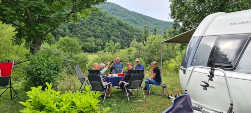 Pitch - Location Confort 10A - image n°1 - Camping Le Gallo Romain
