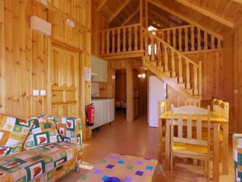 Mietunterkunft - Hölzerner Bungalow Mit Terrasse (51 M2) - Camping Urbasa Bioitza