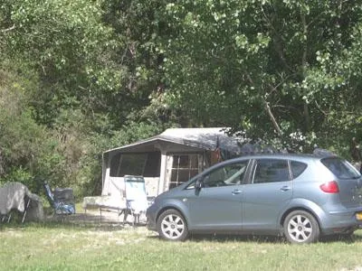 Pitch - Pitch - image n°5 - Camping le Chambron