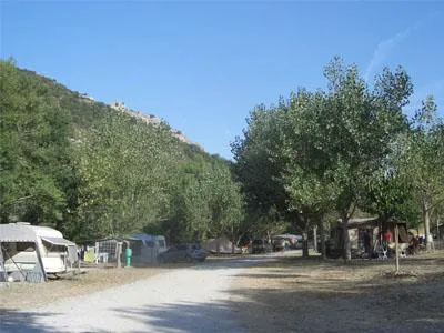 Pitch - Pitch - image n°4 - Camping le Chambron
