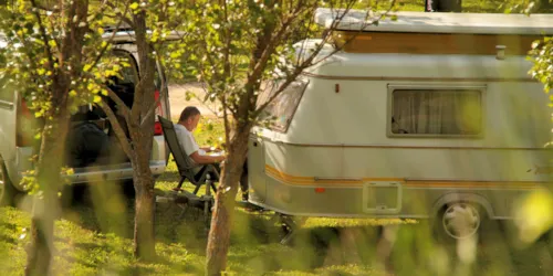 Emplacement - Forfait Emplacement - image n°1 - Camping Les Ephélides