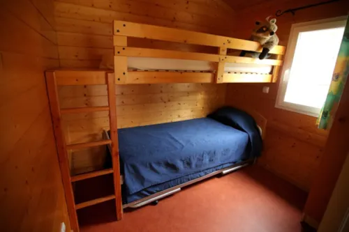 Location - Chalet - 48 M² - 2 Chambres - Spécialement Équipé Pmr - image n°6 - Camping Les Ephélides