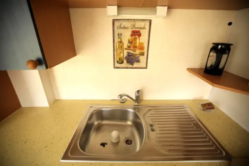 Location - Mobil-Home Louisiane - 30 M² - 2 Chambres - image n°4 - Camping Les Ephélides