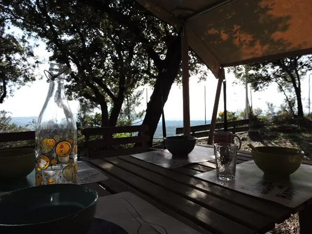 Tente Lodge Équipée