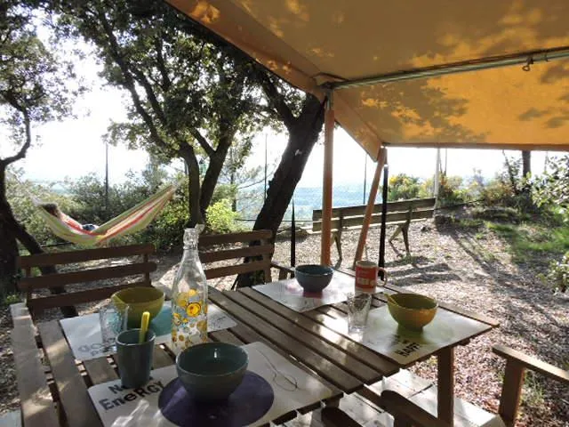 Tente Lodge Équipée