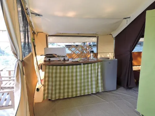 Accommodation - Lodge Aventure Tent - 2 Rooms - image n°5 - Camping Les Terrasses Provençales