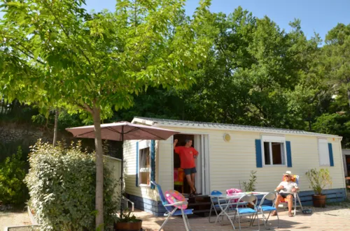 Accommodation - Cottage Essentiel - 2 Bedrooms - image n°1 - Camping Les Terrasses Provençales