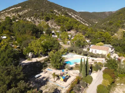 Camping Les Terrasses Provençales - Camping Direct