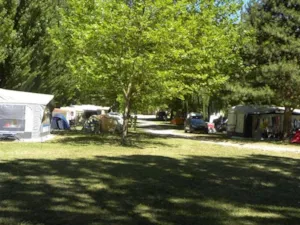 Emplacement - Camping pitch - Camping Lorette