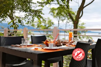 Mietunterkunft - Maxicaravan Lake Premium Plus - Camping Villaggio Europa Silvella