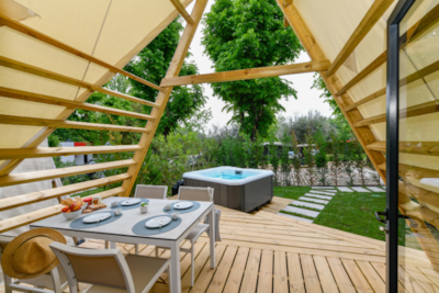 Luxury Lodge Tent with Jacuzzi — 2