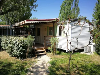 Mietunterkunft - Mobilhome Comtat 29 M² 2 Zimmers - Pets Are Not Allowed - - Camping Le Brégoux