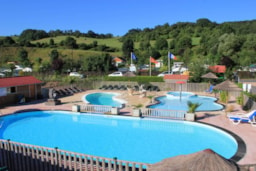 Camping Le Marqueval - image n°4 - Roulottes