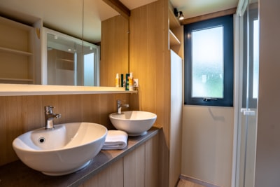 Cottage - 3 Bedrooms on the Waterfront — 9