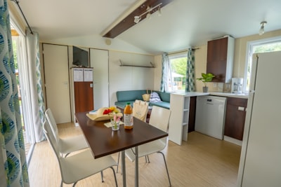 Classic Mobile Home - 2 Bedrooms — 4