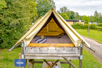 Bivouac tent on stilts — 3