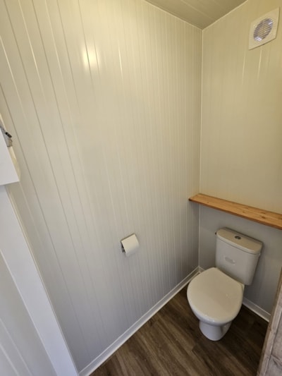 Floating Cabin - 2 Bedrooms — 8