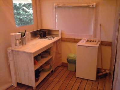 Canvas bungalow Standard 19m² (2 bedrooms) - sheltered terrace 6m² - without toilet blocks