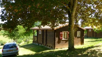 Mietunterkunft - Hütte Standard 25M² (2 Zimmer) 2 Erwachsene Und 2 Kinder - Überdachte Terrasse 10M² - Flower Camping Les Terrasses de Dordogne