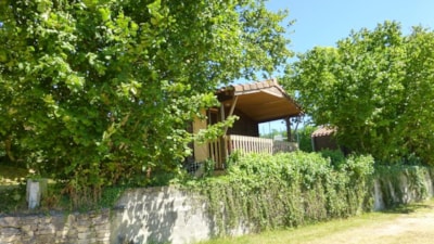 Chalet Standard 25m² 2 adults and 2 childrens - sheltered terrace 10m² - without toilet blocks