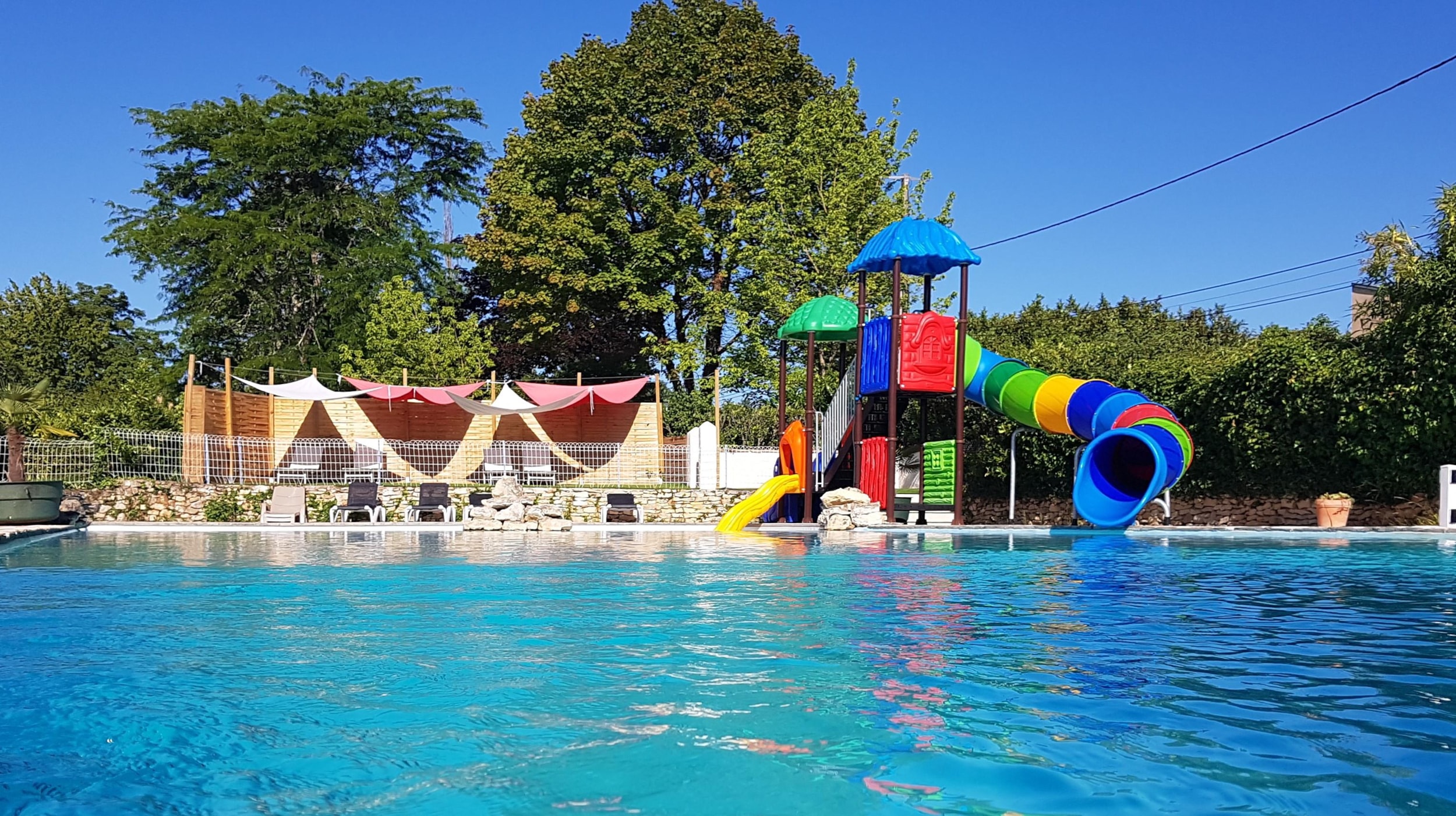 Flower Camping Les Terrasses de Dordogne — Photo 4