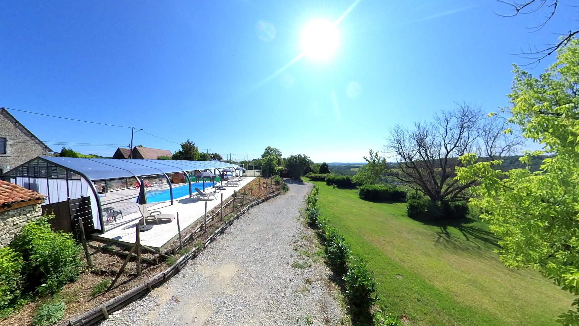 Flower Camping Les Terrasses de Dordogne — Photo 8