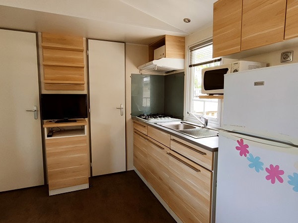 Mobil-Home Confort 30 M²  (3 Chambres) Terrasse Semi-Couverte 15M² + Tv