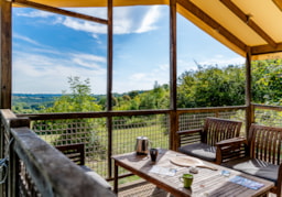 Location - Bungalow Toilé Standard 19M² (2 Chambres) - Terrasse Couverte 6M² - Sans Sanitaires - Flower Camping Les Terrasses de Dordogne