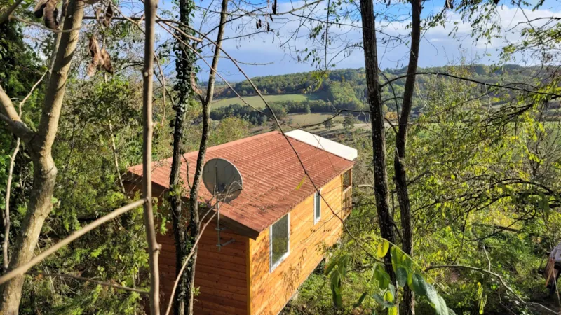 Chalet Premium 30M² (2 Chambres) + Terrasse Couverte 12M² + Clim + Tv + Lv