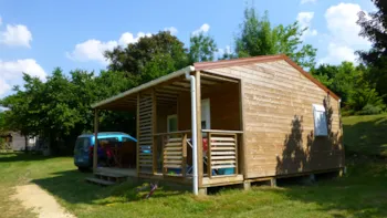 Mietunterkunft - Hütte Charmille Confort 24-26.5M² (2 Zimmer) - Überdachte Terrasse 12M² - Tv - Flower Camping Les Terrasses de Dordogne